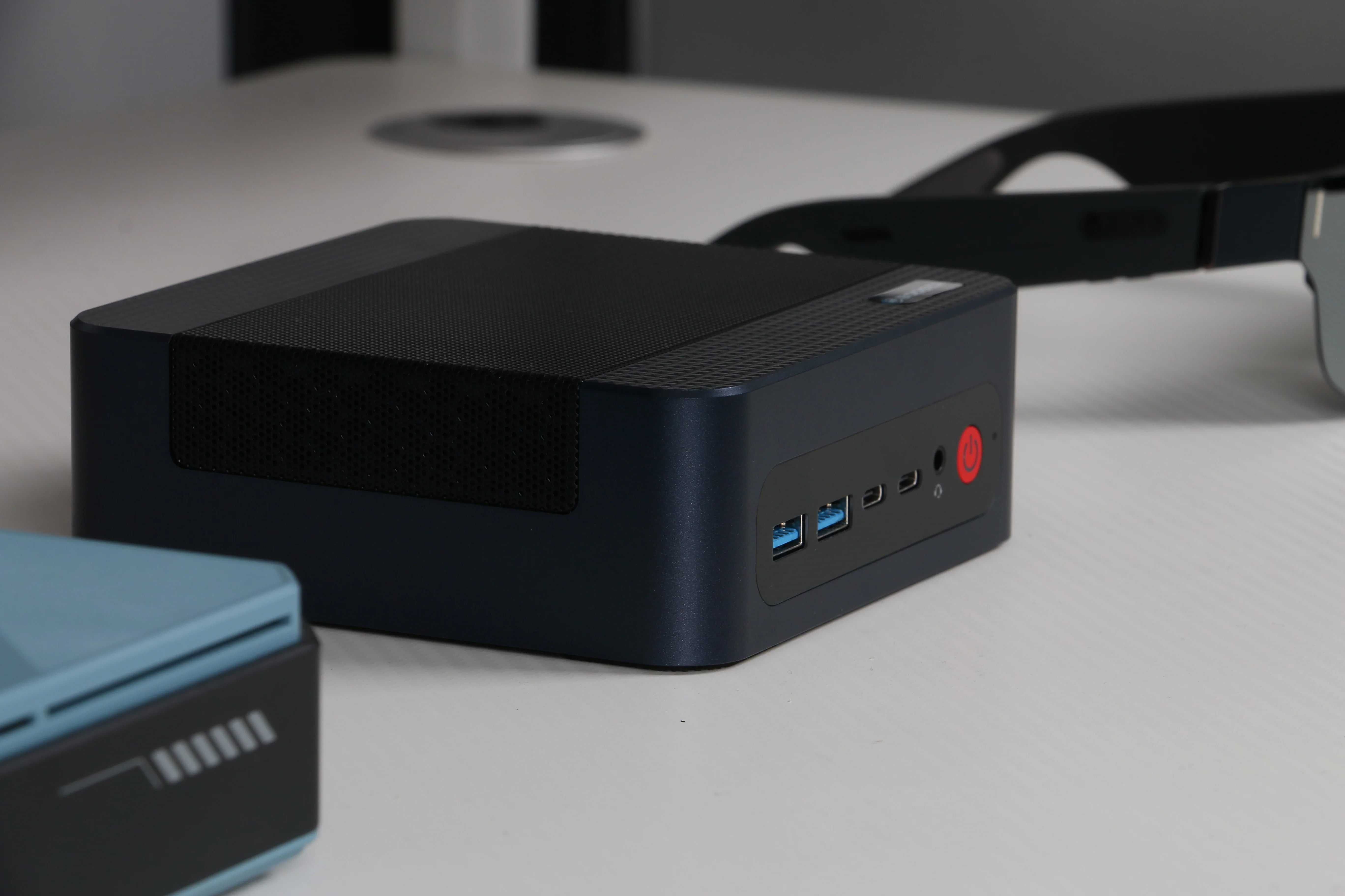 8745HS Oculink mini PC - Oculink Port 5.1Ghz mini desktop PC 32+1TB - Image 3