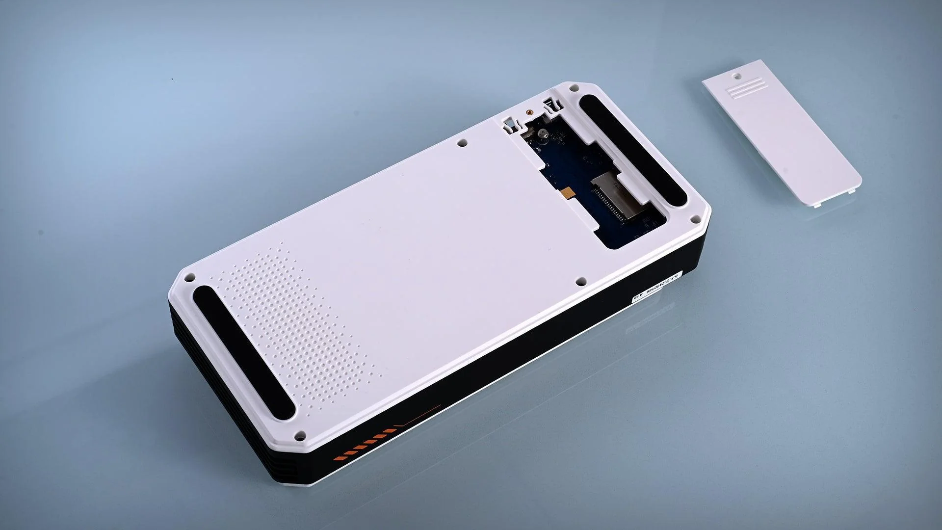 7600M eGPU AMD Radeon RX 7600M XT RDNA3.0 8GB GDDR6 Oculink GPU Dock - BoostR - Image 11